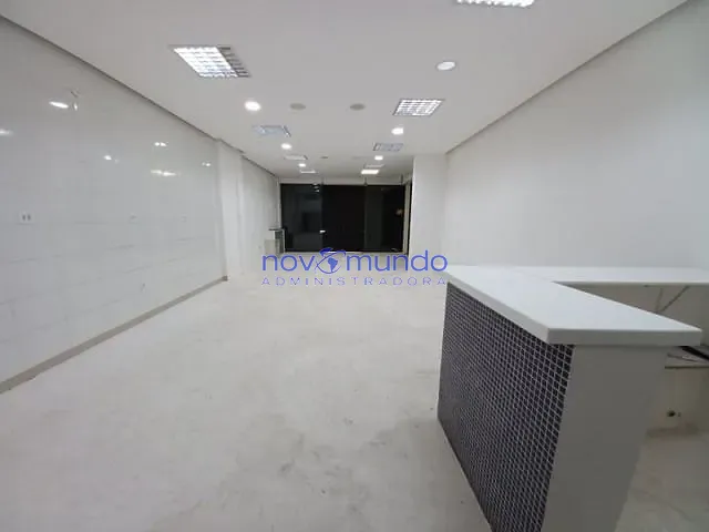 Loja com 104m², para alugar, no bairro Riachuelo em Rio de Janeiro