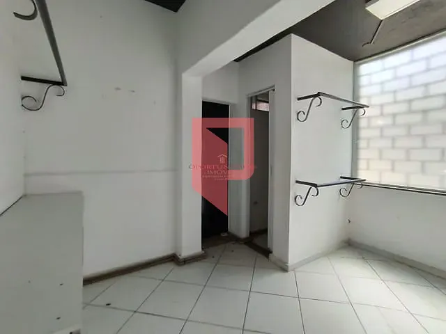 Loja com 45m², para alugar, no bairro Caiçaras em Belo Horizonte