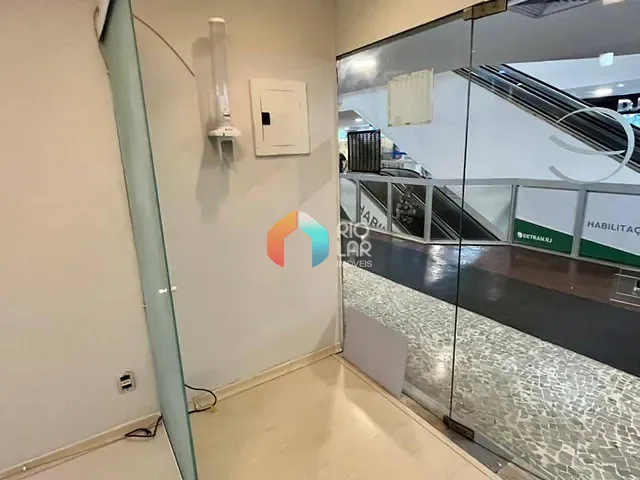 Loja com 25m², à venda, no bairro Copacabana em Rio de Janeiro