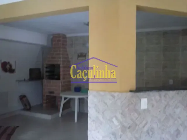 Loja com 1000m², à venda, no bairro Centro em Valença