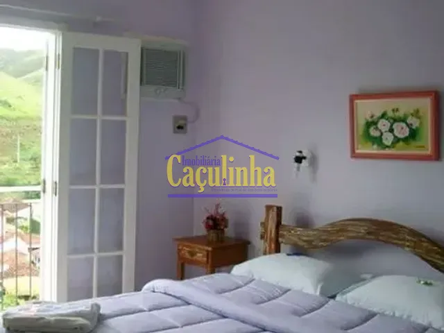 Loja com 1000m², à venda, no bairro Centro em Valença