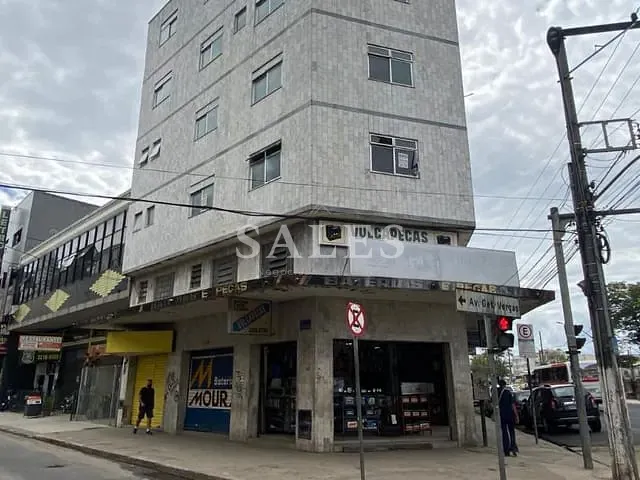 Loja com 153m², à venda, no bairro Centro em Juiz de Fora