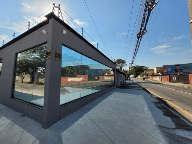 Loja com 232m², à venda, no bairro Jardim dos Estados em Taubaté
