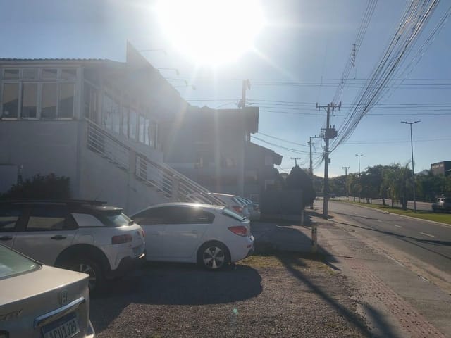 Loja para alugar, no bairro Coqueiros em Florianópolis