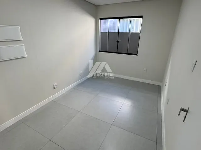Loja para alugar, no bairro Centro em Ponta Grossa