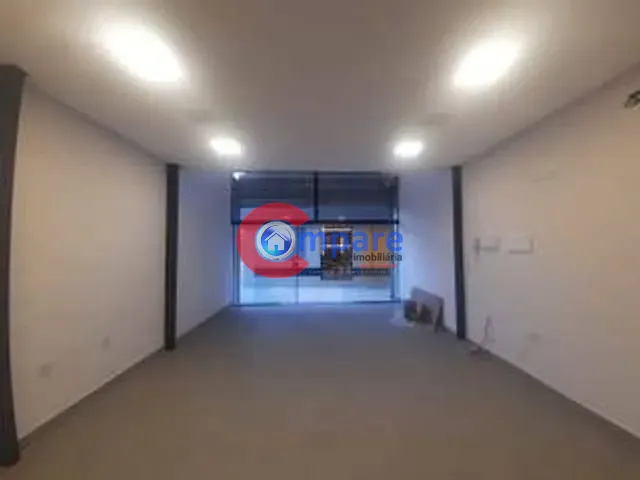 Loja com 58m², à venda, no bairro Vila Pedro Moreira em Guarulhos