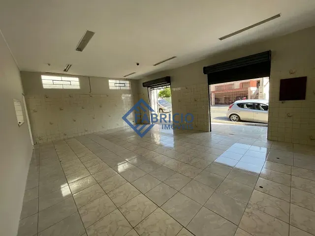 Loja com 300m², à venda ou para alugar, no bairro Jardim São Matheus em Vinhedo