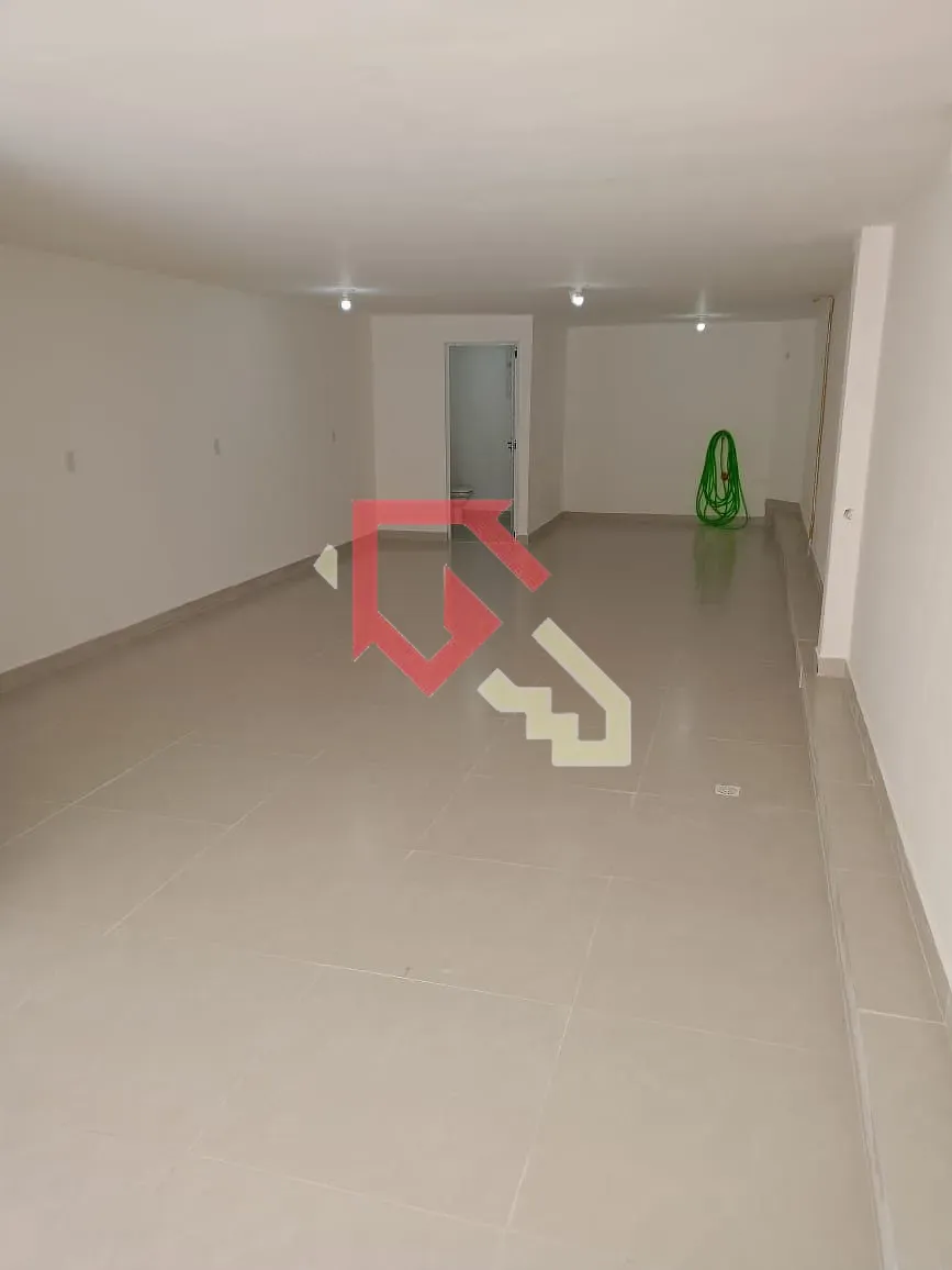 Loja-Salão, 90 m² - Foto 1