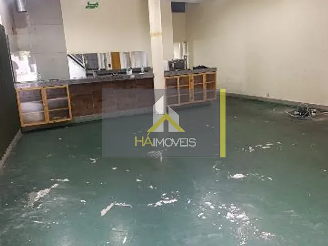 Loja com 135m², para alugar, no bairro Prado em Belo Horizonte