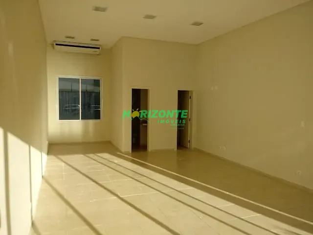 Loja com 60m², para alugar, no bairro Urbanova em São José dos Campos