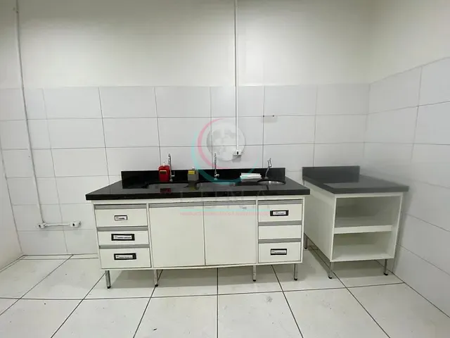 Loja para alugar, no bairro Pinheiros em São Paulo