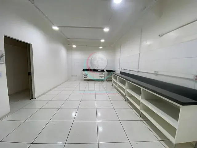 Loja para alugar, no bairro Pinheiros em São Paulo
