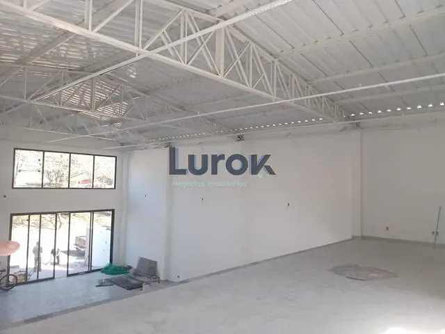 Prédio com 341m², à venda ou para alugar, no bairro Parque Nova Suíça em Valinhos