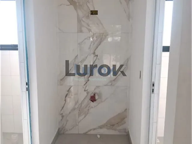 Prédio com 341m², à venda ou para alugar, no bairro Parque Nova Suíça em Valinhos