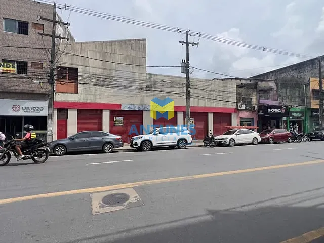 Loja com 1096m², para alugar, no bairro Afogados em Recife