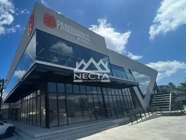 Loja com 206m², para alugar, no bairro Canto do Mar em São Sebastião