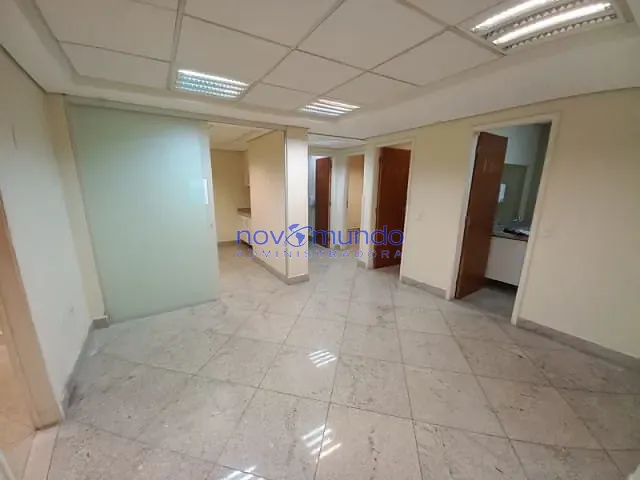 Loja com 303m², para alugar, no bairro Botafogo em Rio de Janeiro