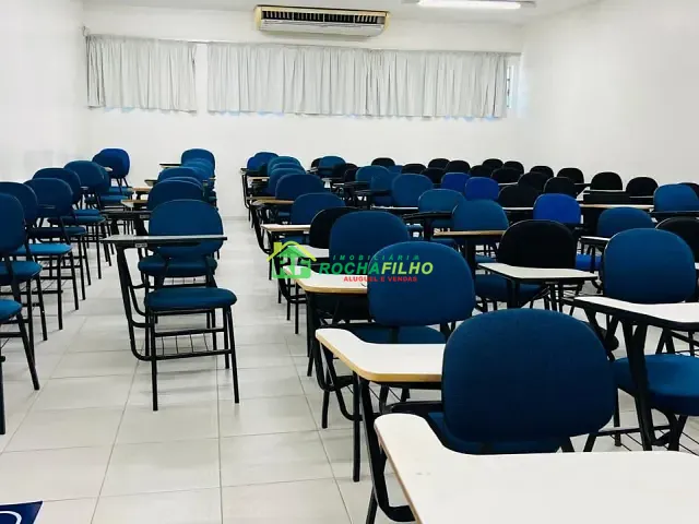Loja com 11000m², para alugar, no bairro Pedra Mole em Teresina