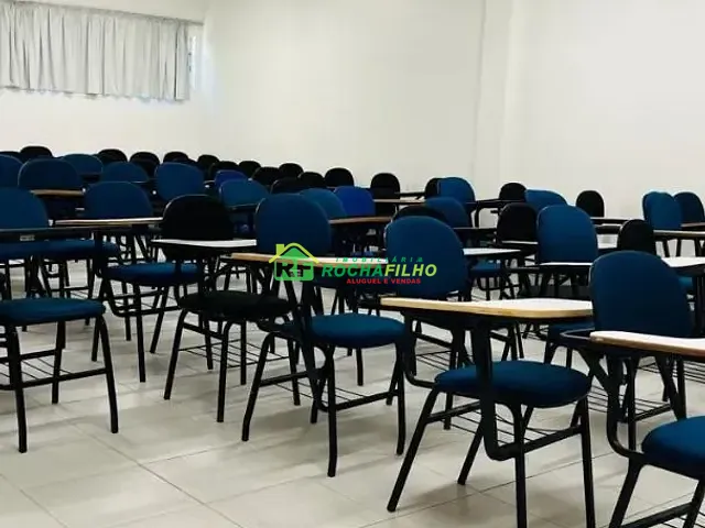 Loja com 11000m², para alugar, no bairro Pedra Mole em Teresina