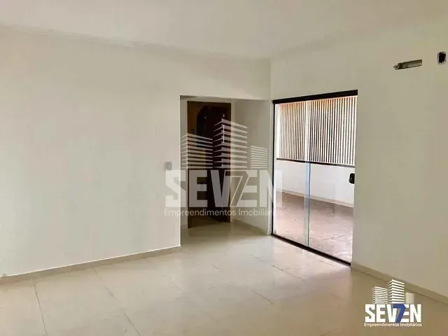 Loja com 389m², à venda, no bairro Vila Noemy em Bauru
