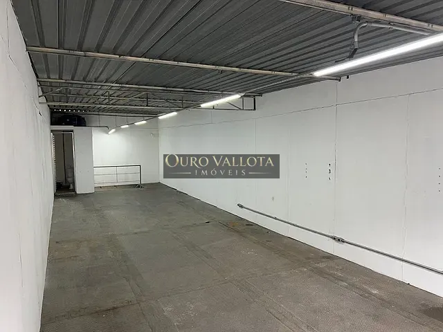 Loja com 411m², para alugar, no bairro Brás em São Paulo