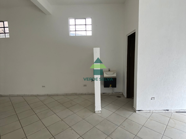 Loja com 30m², para alugar, no bairro Jardim Imperial em Atibaia