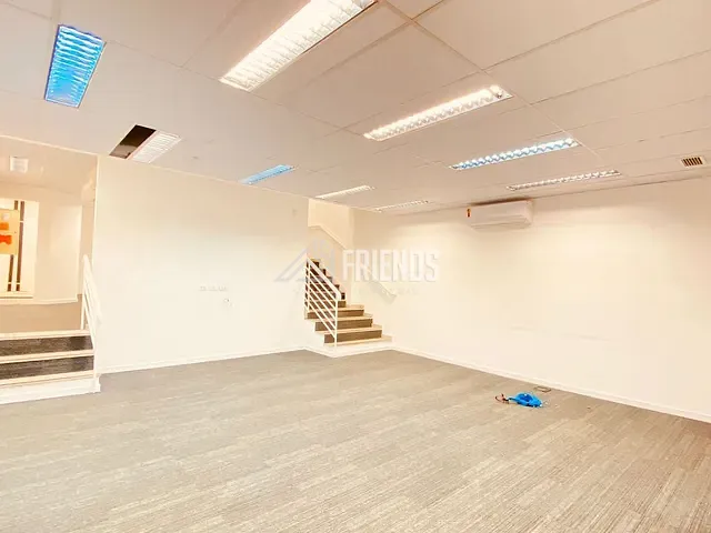Loja com 450m², para alugar, no bairro Cidade Mãe do Céu em São Paulo