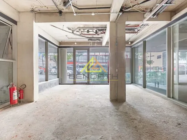 Loja com 389m², para alugar, no bairro Pinheiros em São Paulo