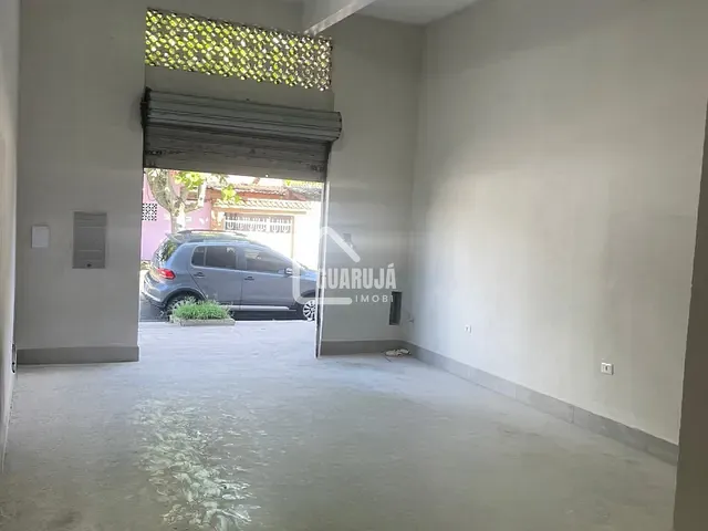 Loja com 35m², para alugar, no bairro Vila Santa Rosa em Guarujá