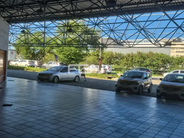 Loja para alugar, no bairro Recreio Ipitanga em Lauro de Freitas