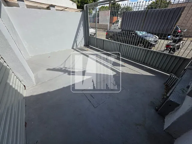 Loja com 118m², para alugar, no bairro Vila Sacadura Cabral em Santo André