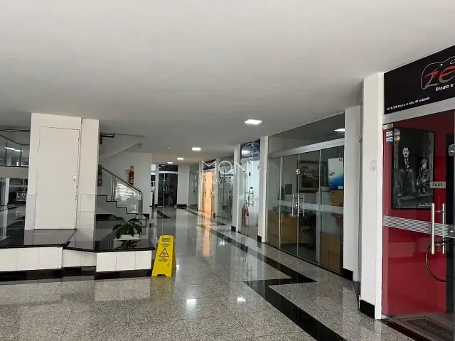 Loja à venda, no bairro Asa Norte em Brasília