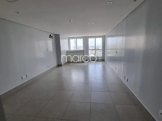 Loja para alugar, no bairro Setor Bueno em Goiânia