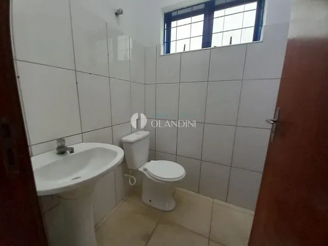 Loja com 300m², para alugar, no bairro Jardim Bela Vista I em Artur Nogueira