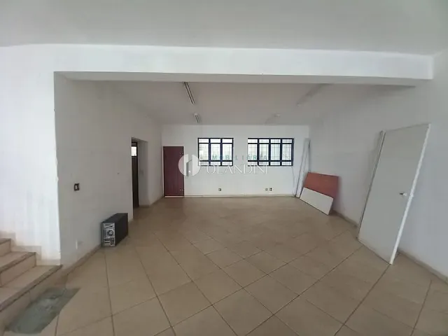 Loja com 300m², para alugar, no bairro Jardim Bela Vista I em Artur Nogueira