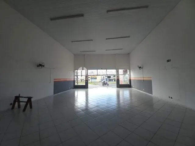 Loja com 300m², para alugar, no bairro Jardim Bela Vista I em Artur Nogueira