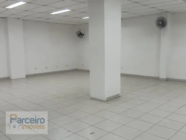 Loja com 200m², para alugar, no bairro Vila Bertioga em São Paulo