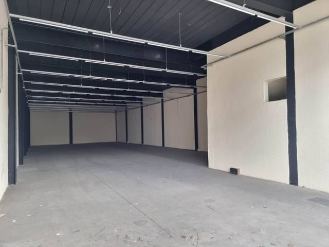 Galpão / Barracão com 330m², para alugar, no bairro São Bernardo em Belo Horizonte