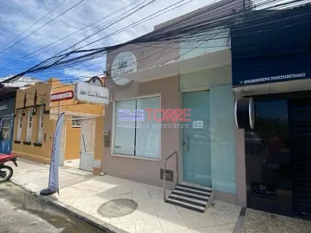 Loja com 310m², à venda, no bairro Pontal em Ilhéus