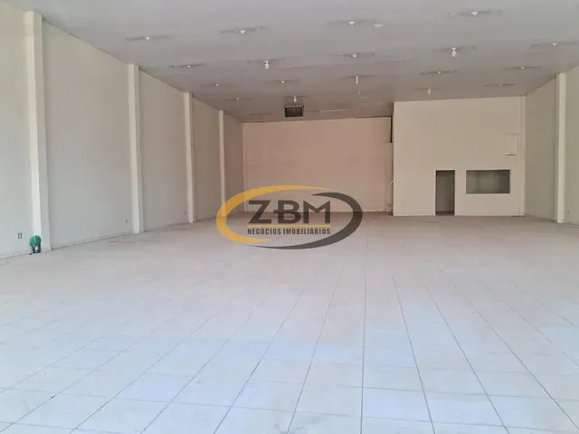 Loja com 450m², para alugar, no bairro Jardim São Jorge em Londrina