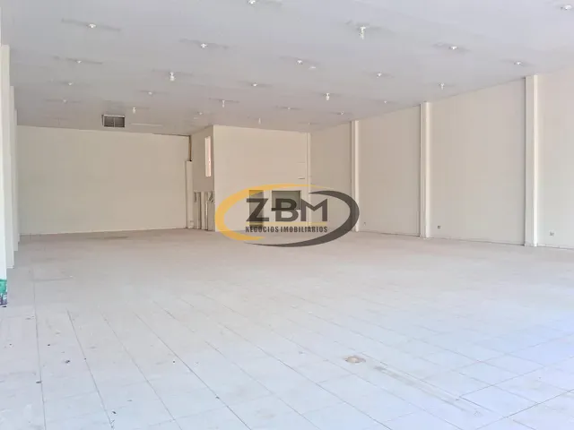 Loja com 450m², para alugar, no bairro Jardim São Jorge em Londrina