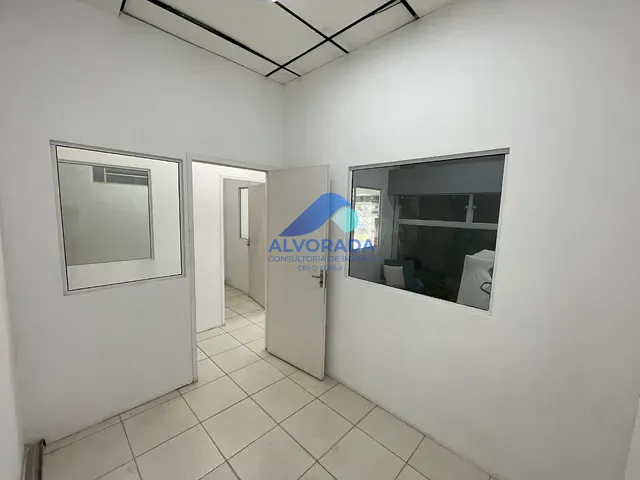 Loja para alugar, no bairro Jardim das Indústrias em São José dos Campos