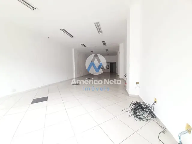 Loja com 170m², para alugar, no bairro Nova Gerti em São Caetano do Sul
