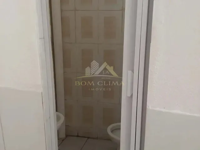 Loja com 100m², para alugar, no bairro Santos Dumont em Juiz de Fora