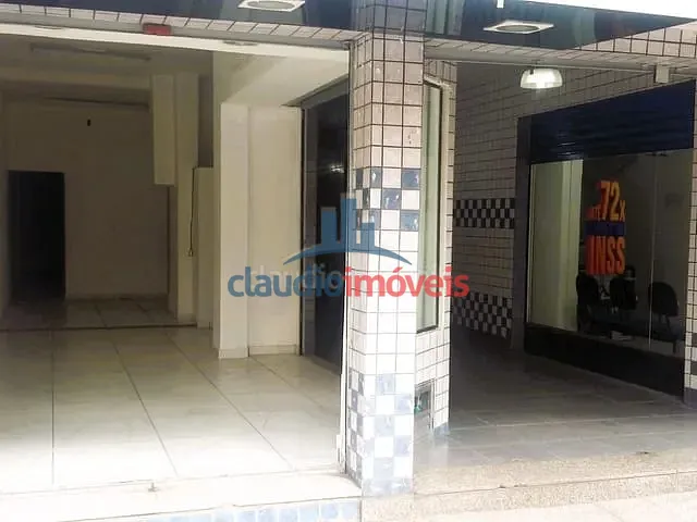 Loja com 240m², para alugar, no bairro São João em Volta Redonda