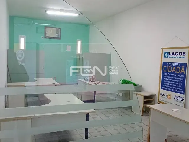 Loja à venda, no bairro Recreio Ipitanga em Lauro de Freitas