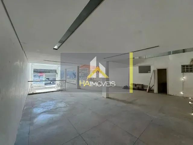 Loja com 340m², para alugar, no bairro Sagrada Família em Belo Horizonte
