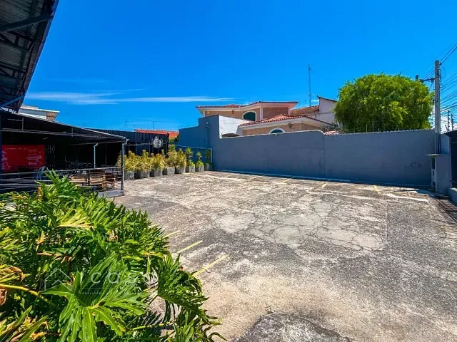 Loja com 781m², à venda, no bairro Vila Resende em Caçapava