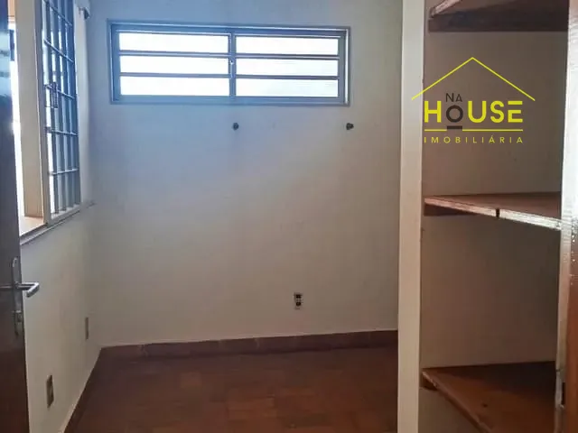 Loja com 200m², para alugar, no bairro Patrimônio Novo em Votuporanga
