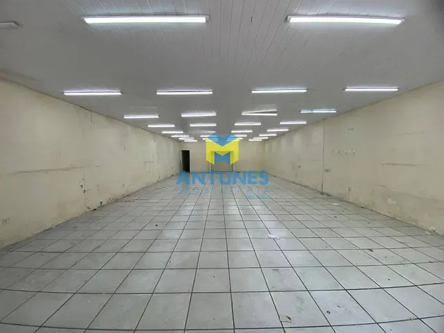 Loja com 240m², para alugar, no bairro Piedade em Jaboatão dos Guararapes